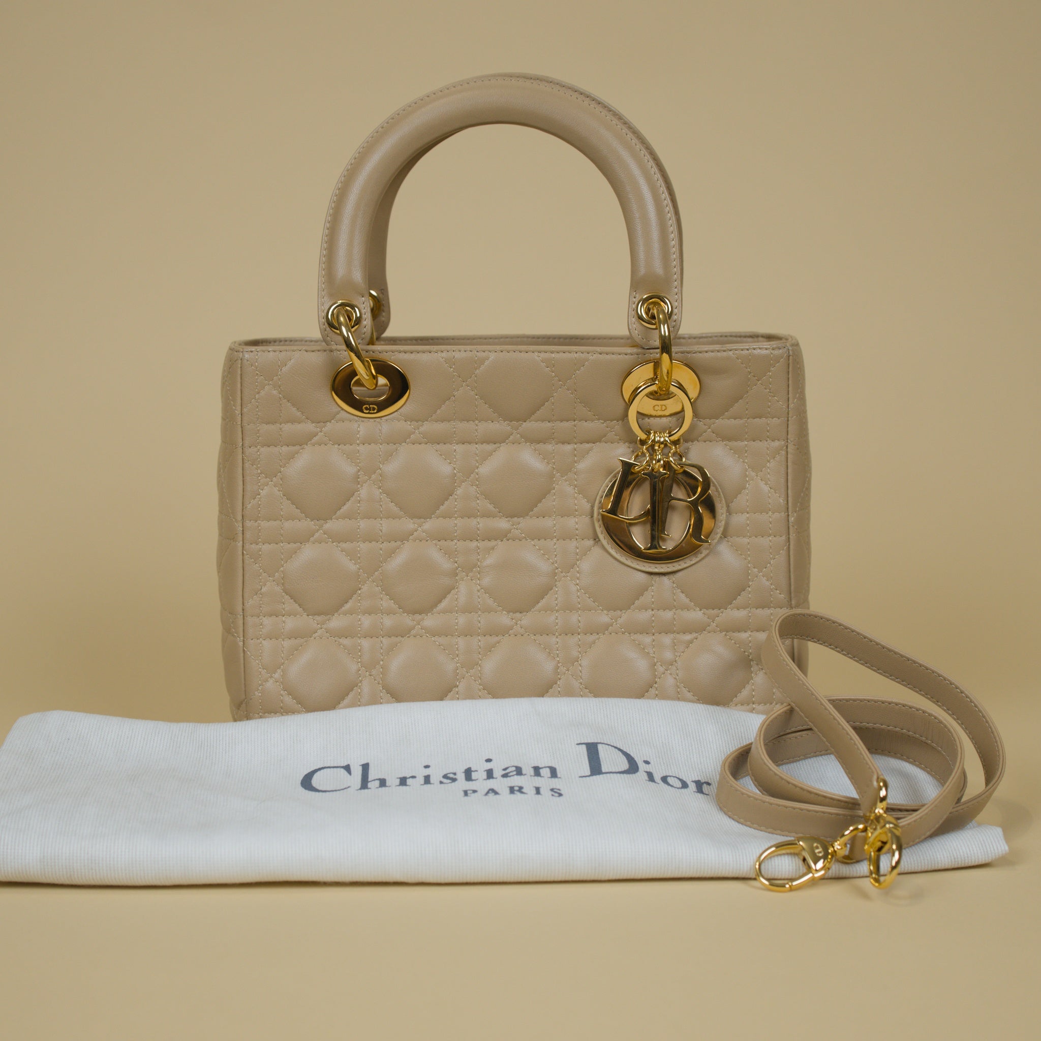 DIOR MEDIUM LAMBSKIN CANNAGE LADY DIOR