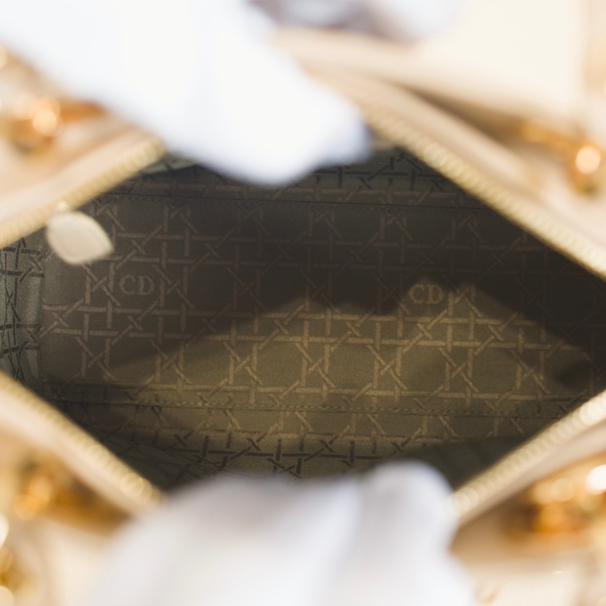 DIOR MEDIUM LAMBSKIN CANNAGE LADY DIOR
