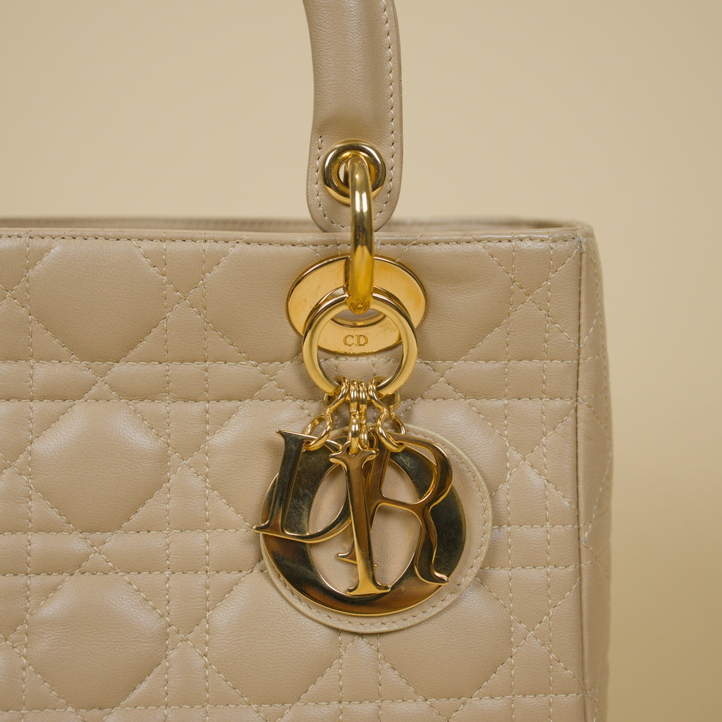 DIOR MEDIUM LAMBSKIN CANNAGE LADY DIOR
