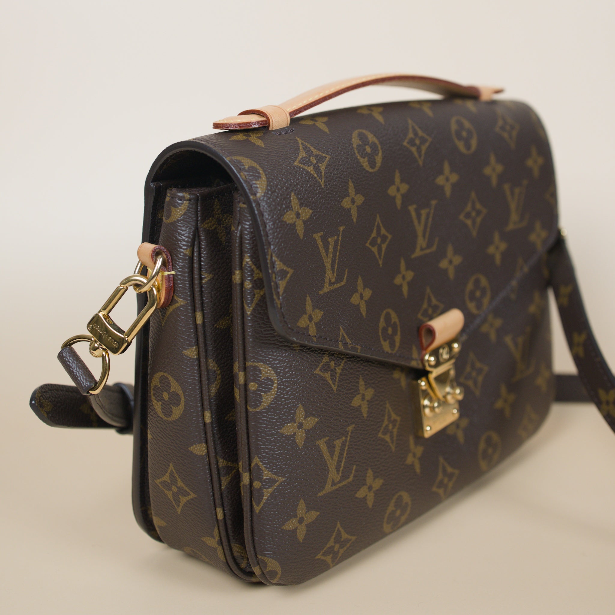 LOUIS VUITTON POCHETTE MÉTIS MONOGRAM
